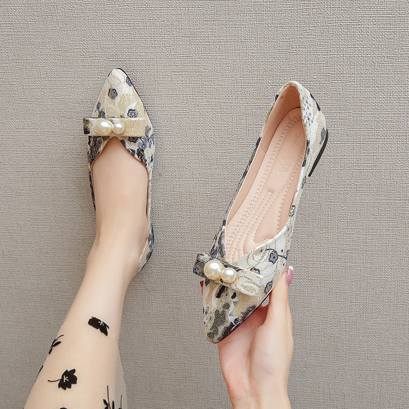 Women's Vintage Chinese Floral Printed Slip-On Flat Shoes - Pointed Toe with Buttons, Breathable Mesh Lining & Arch Support, Spring Casual to Semi-Formal Low-Cut Flats (Pink\u002FBlack Floral Pattern, Beige) - Hand Washable Rubber Sole