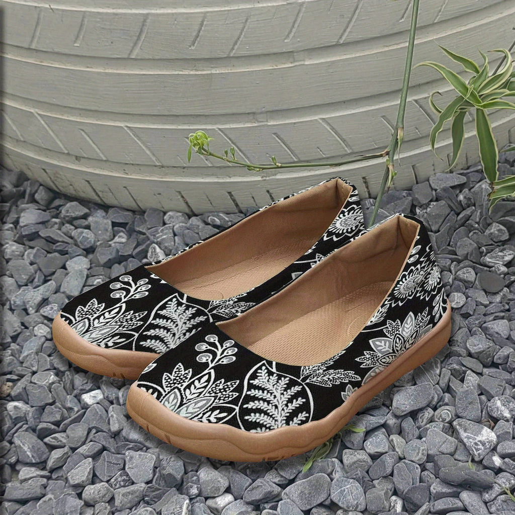 Women's Elegant 2D Flat Shoes with Black & White Floral Pattern - Breathable Fabric Upper, Lightweight TPR Sole, All-Season Comfort for Casual & Formal Wear, Versatile for Jeans to Dresses